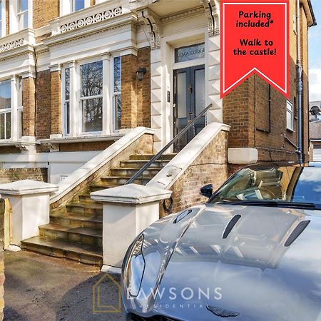 Stylish Living By Lawsons - 3 En Suites Windsor Exterior foto